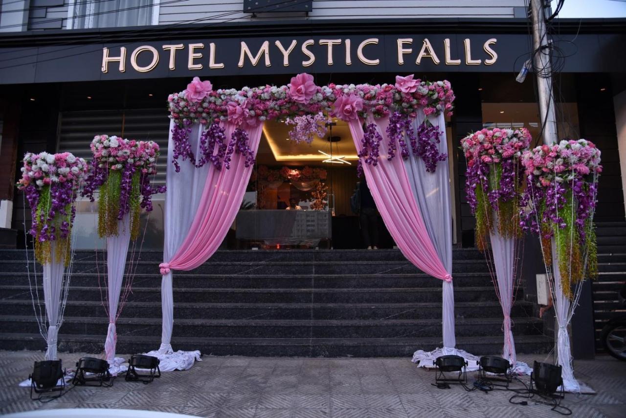Hotel Mystic Falls 斋浦尔 外观 照片