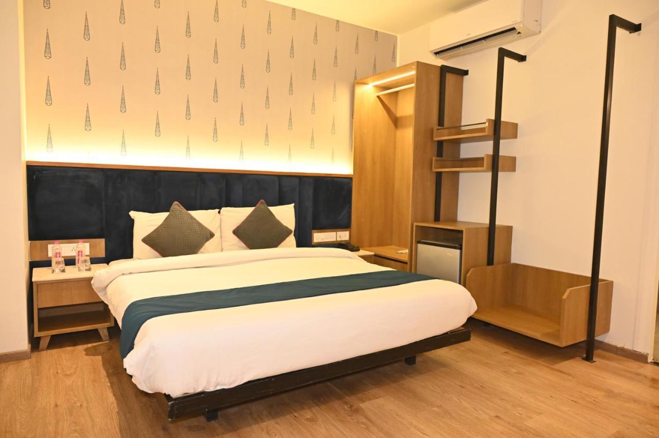 Hotel Mystic Falls 斋浦尔 外观 照片