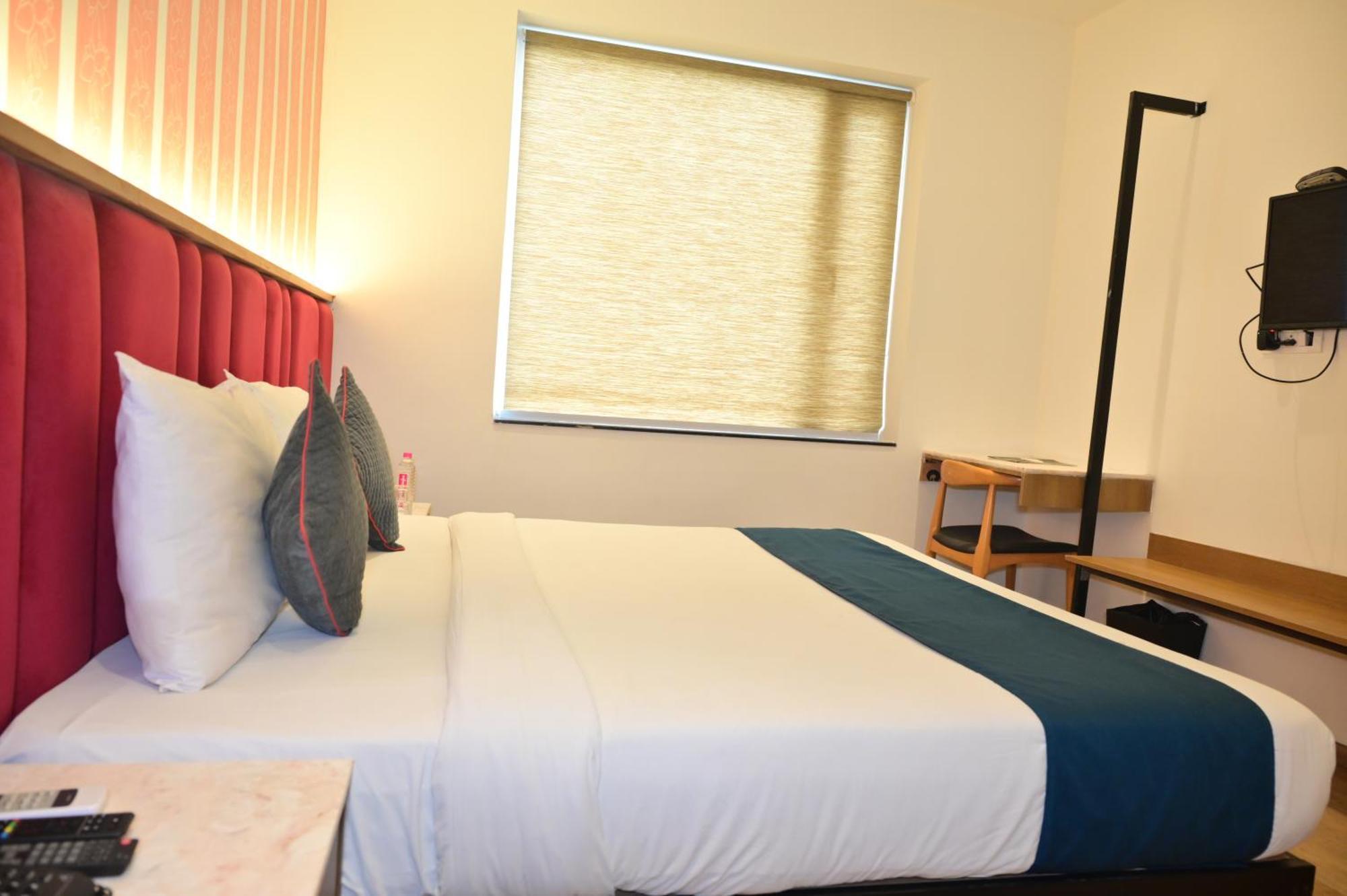 Hotel Mystic Falls 斋浦尔 外观 照片